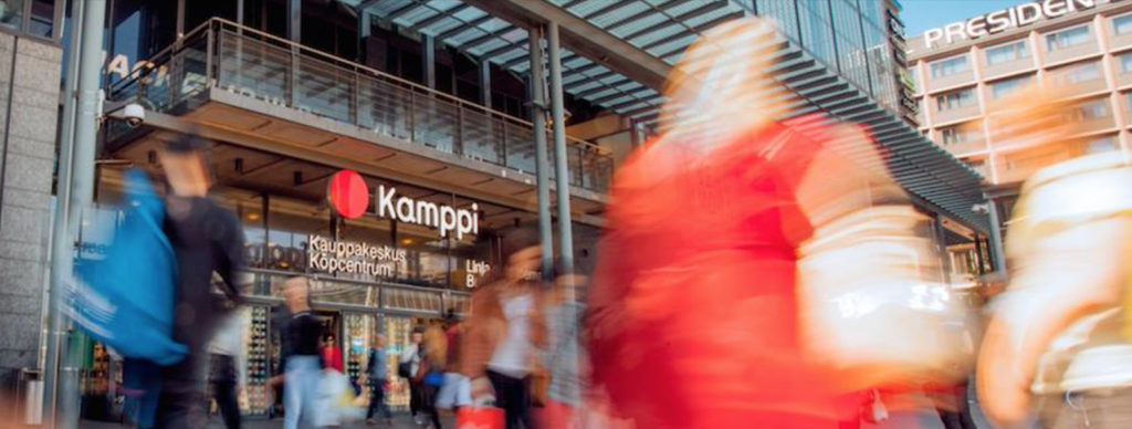 Helsingi Kamppi kaubanduskeskuses oli veeavarii – vesi lainetas põrandal