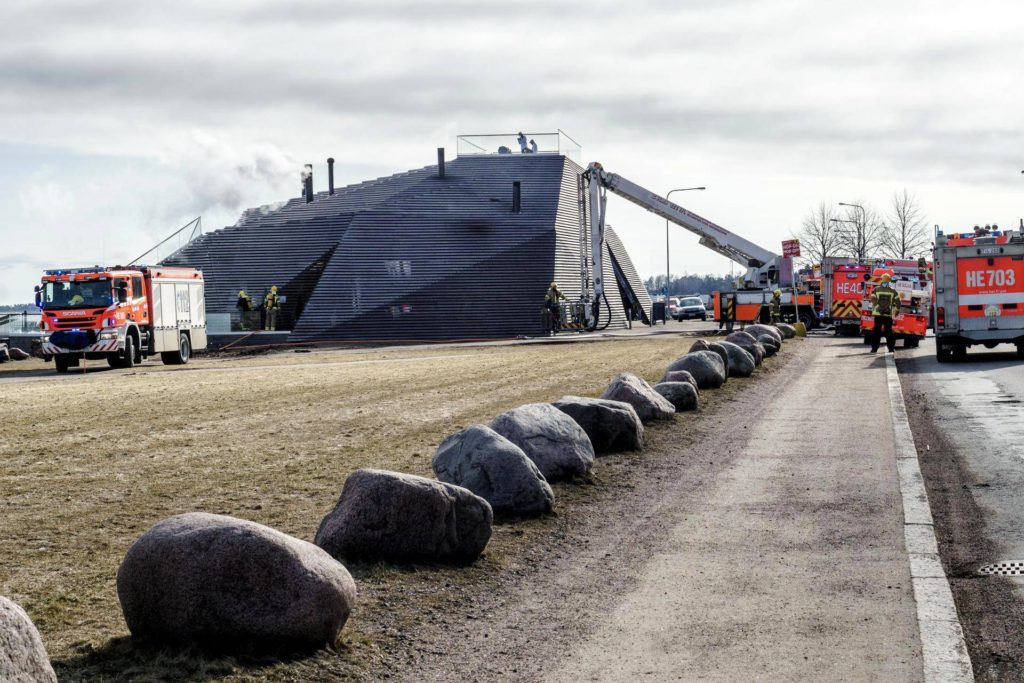 Helsingis süttis suitsusaun