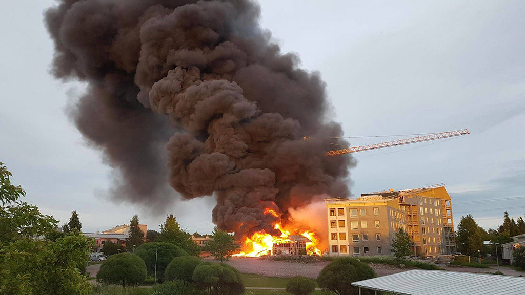 Helsingis oli ehitusobjektil suur tulekahju