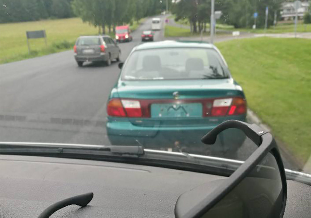 Politsei peatas Hämeenlinnas auto, mille puhul oli kõik valesti