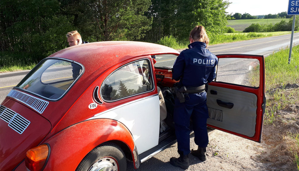 Soome politsei tabas ärandatud põrnika, roolis joobes juht