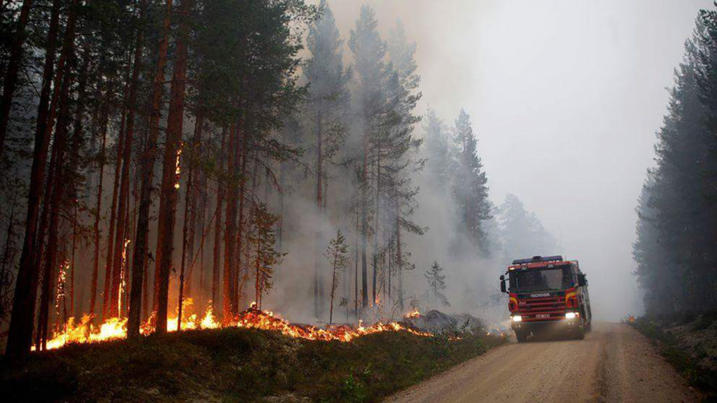 Soome tuletõrjeinspektor: suurte tulekahjudega ongi raske toime tulla ja üks võimalus on lasta põleda nagu Venemaal