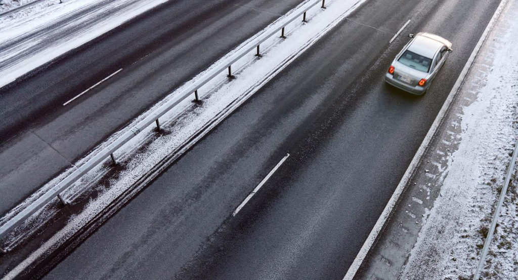 Soomes minnakse enne nädala lõppu tagasi talvistele sõidukiirustele, mõnes kohas lubatud veel 120 km/h