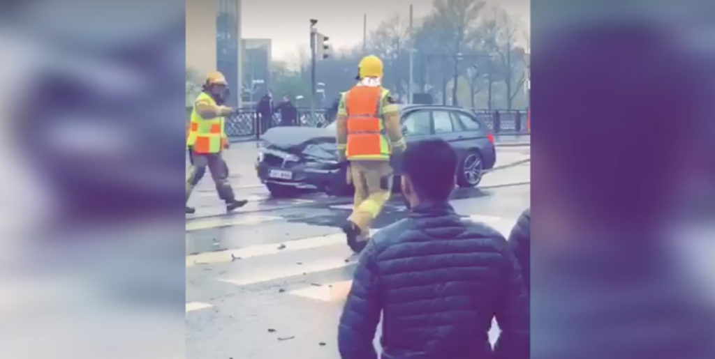 Suur tagaajamine Helsingis: BMW kihutas politsei eest ära läbi linna, tegi avarii