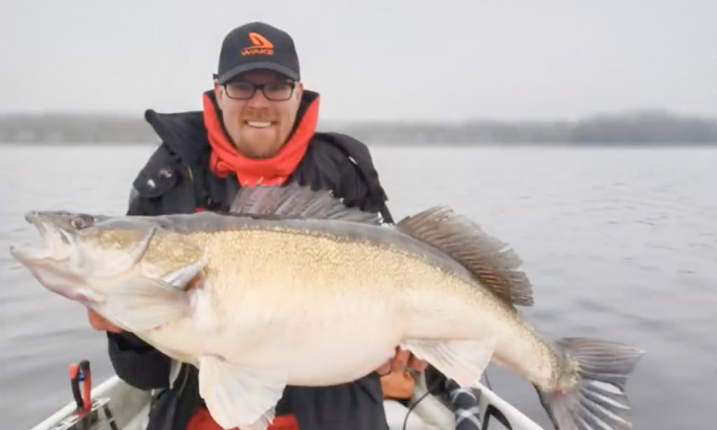 VIDEO: Soome mees püüdis rekordkala – 14,9 kg kaaluva koha – ja lasi siis vette tagasi