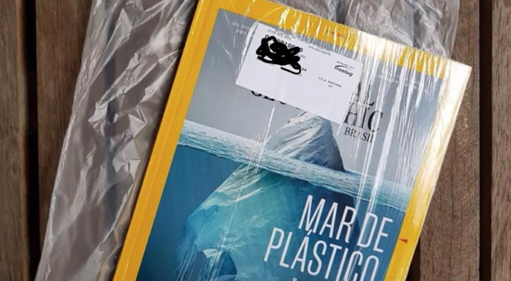 Silmakirjalikkuse musternäide: National Geographic saabub kahte plastkotti pakituna