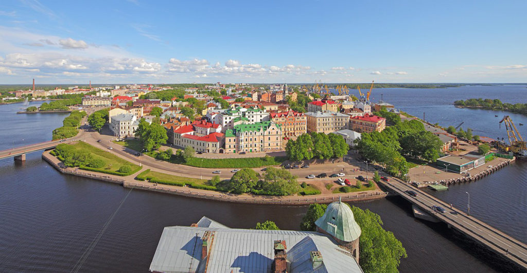 Soomlane soovitab Tallinnast tüdinenud turistil ida poole vaadata: Viiburi ja Peterburg