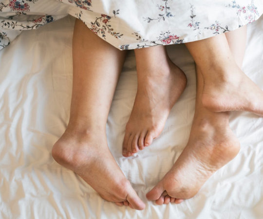 Kui tihti on õnnelikus suhtes paarid tegelikult vahekorras?