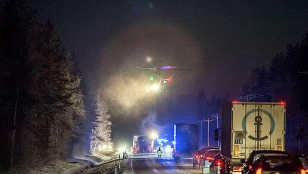 Soome päästjad tuletavad meelde: liiklusõnnetust nähes tuleb seisma jääda!