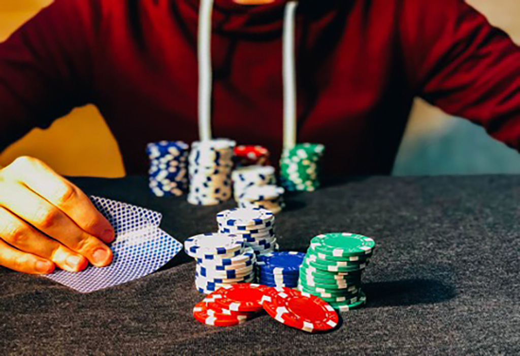 Pokeristrategia kasinolla: Näillä vinkeillä voitat