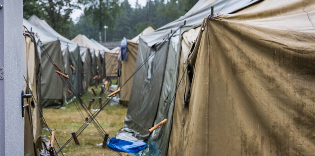 Soome keelt kõnelev Saif jäi lõksu Leedu pagulaslaagrisse: seal on nälg, külm ja niiske