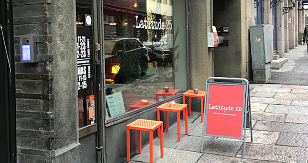 Kümmekond aastat tagasi Vietnamist Soome kolinud mees peab restorani, mis on 300 päeva ette broneeritud