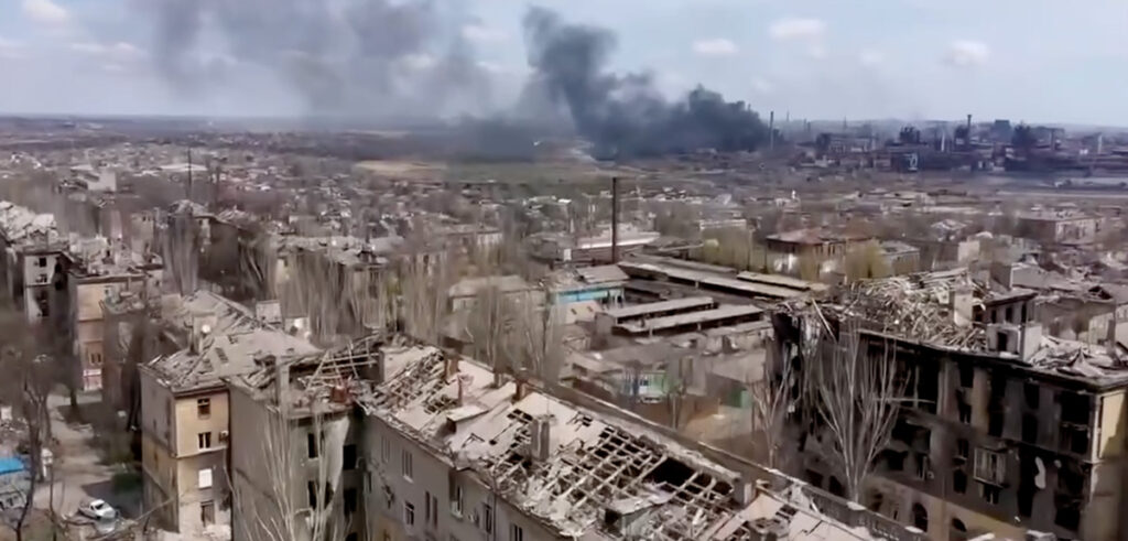 Kohutav häving: droonivideo Mariupolist
