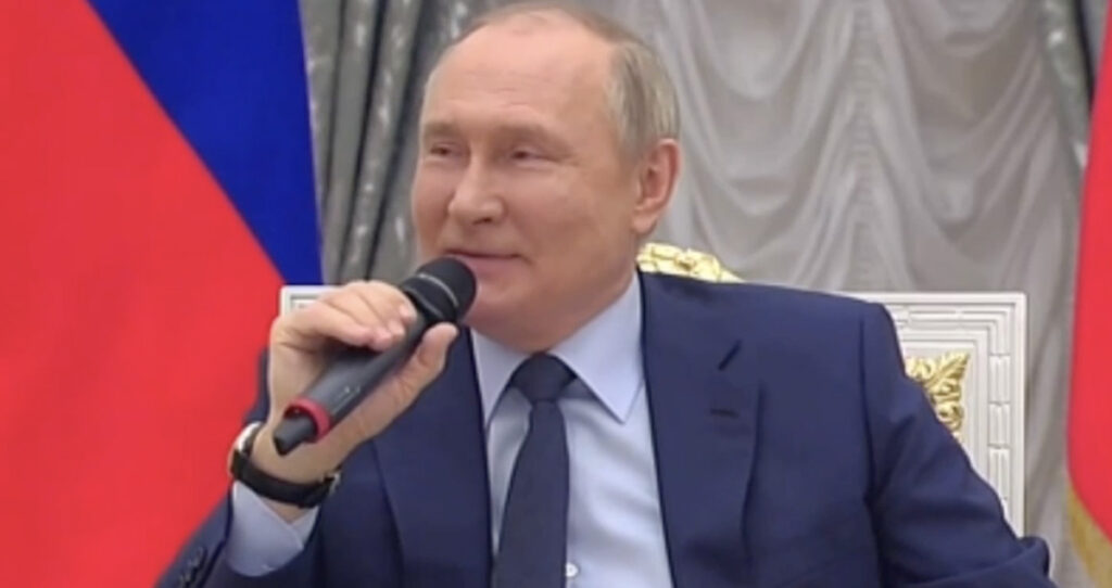 VIDEO: Putin soovitab kõigil Kamtšatkale sõita