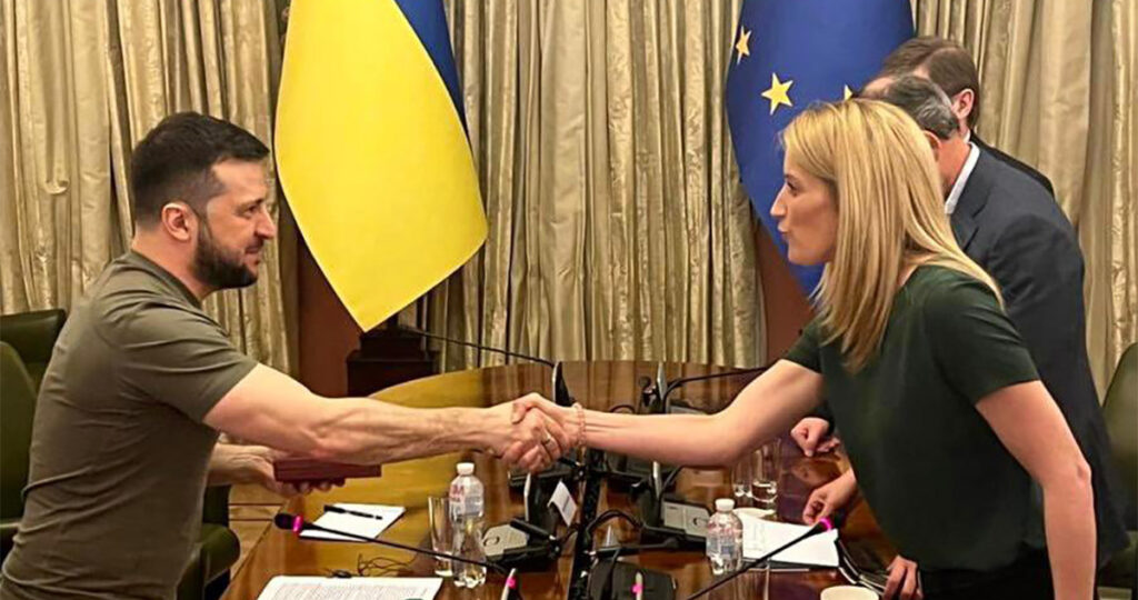 Euroopa parlamendi president käis Kiievis, avaldas toetust Ukraina liitumisele EL-iga ja riigi sõjajärgsele ülesehitamisele