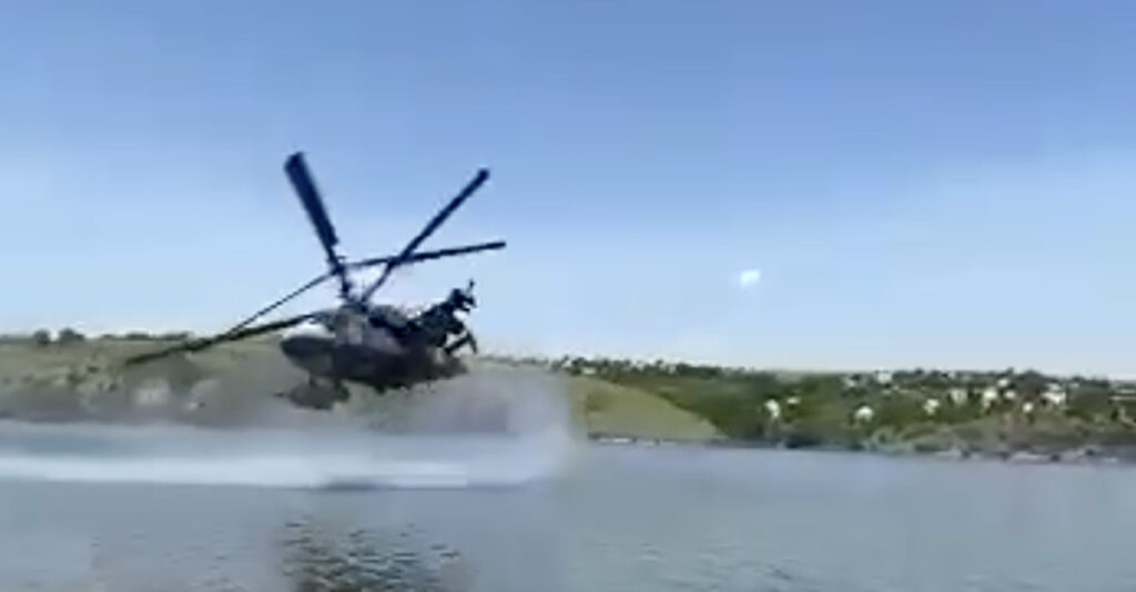 VIDEO: Vene kopterid näitavad puhkajatele trikke