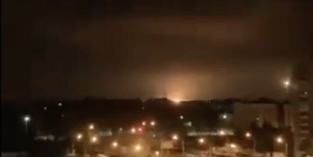 VIDEO: Lvivis olid plahvatused, väidetavalt lasti õhku läänest saabunud sõjatehnika