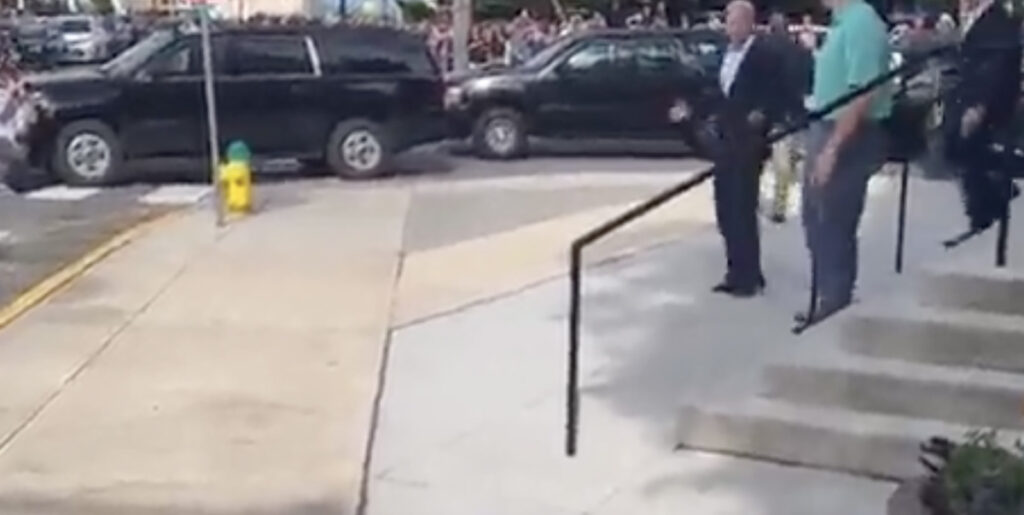 VIDEO: USA president näitab, et suudab hüpata