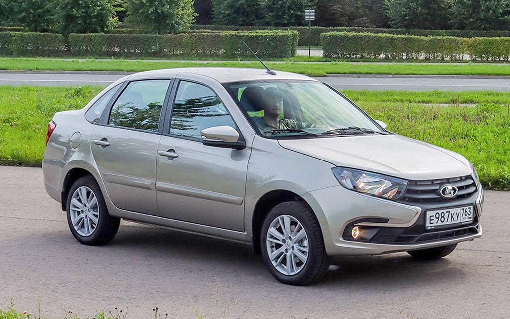 Venemaal tuli müügile uus ilma turvavarustuseta Lada Granta Classic 2022