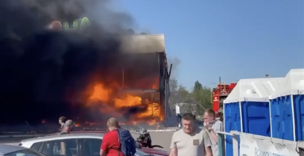 VIDEO: Ukrainas tabas raketirünnak kaubanduskeskust