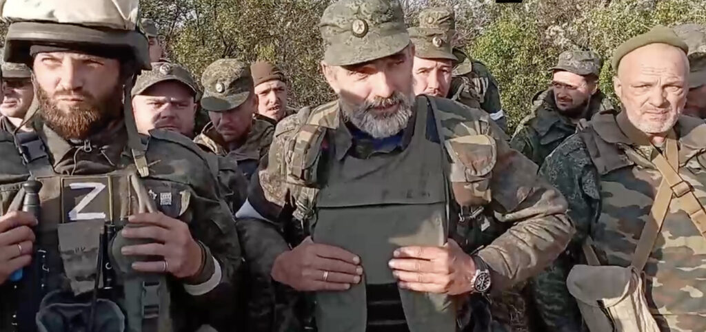 VIDEO: Vene armees mässab korraga mitusada meest