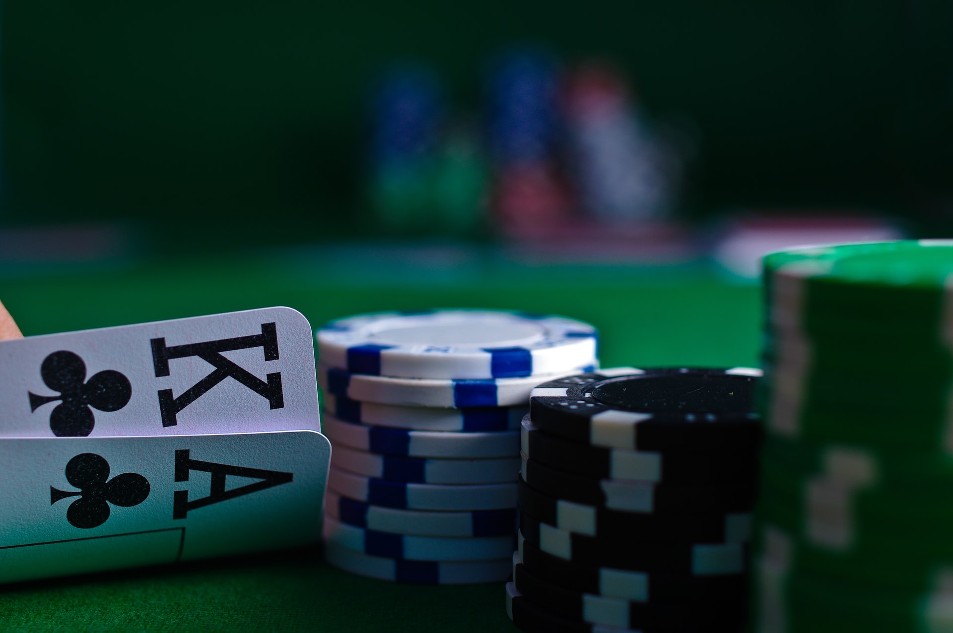 online casino! 10 Tricks The Competition Knows, But You Don't