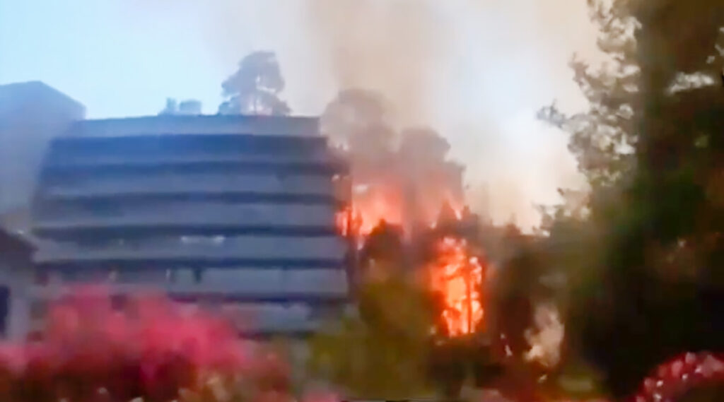 VIDEO: Türgis Marmarises jõudis metsatulekahju hotellini
