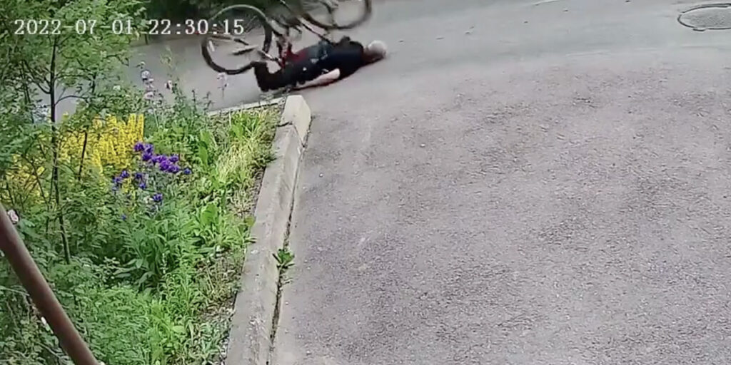 VIDEO: mees varastas Viiburis ratta ja kukkus rängalt (NB! Nõrganärvilistele mittesoovitav)