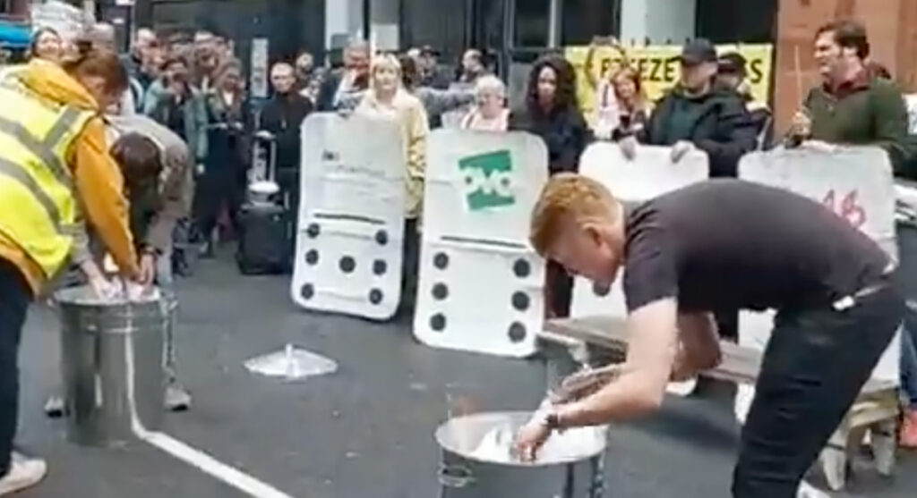 VIDEO: šotlased põletavad oma elektriarveid ja ütlevad, et ei maksa