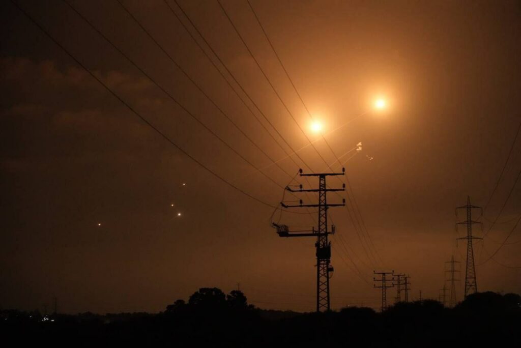 Iisrael alustas sõjategevust, mobiliseerib 25 000 reservväelast