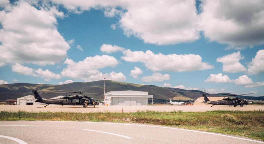 NATO üksus Kosovos andis teada, et on valmis sekkuma