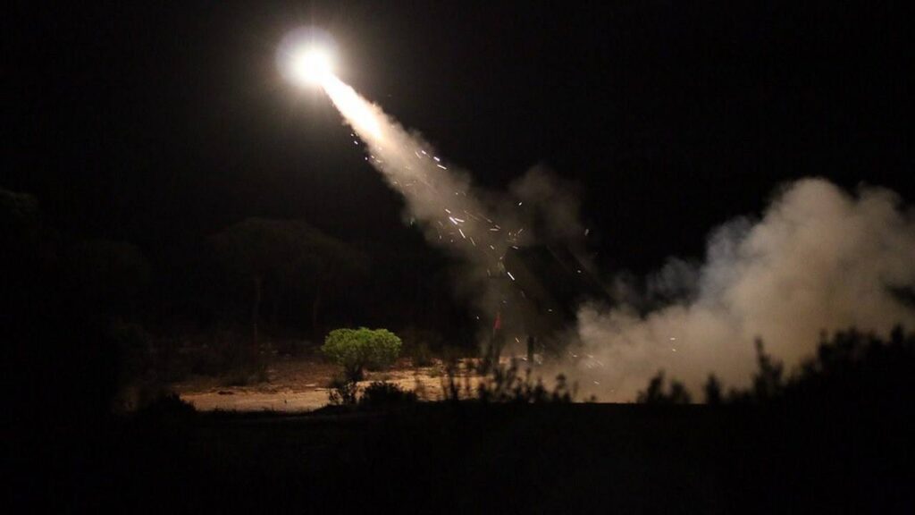 VIDEO: Krimmis olid taas plahvatused, rünnati lennuvälja