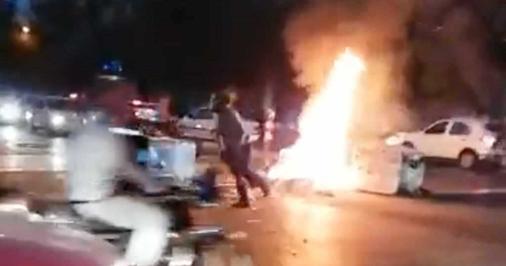 VIDEO: Iraanis puhkesid massirahutused