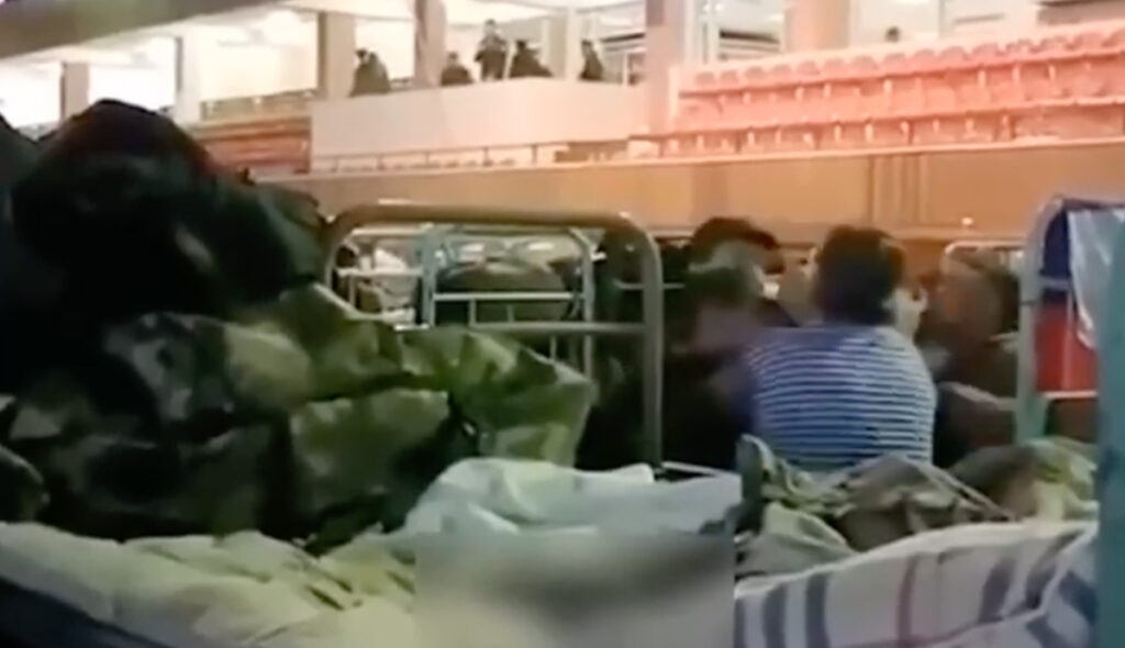 VIDEO: Venemaal andsid mobiliseeritud peksa ülemusele, kes nimetas neid kahurilihaks