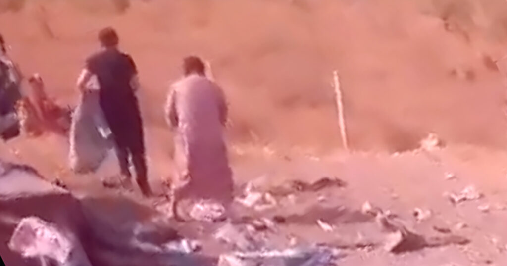 VIDEO: kirgiisid põgenevad piiri äärest, evakueerujaid tabas õnnetus (NB! Nõrganärvilistele mittesoovitav)