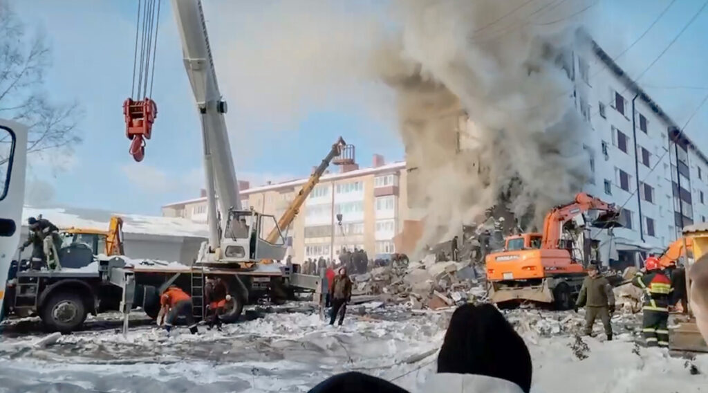 VIDEO: Venemaal oli kortermajas gaasiplahvatus, osa majast varises kokku, mitmeid hukkunuid