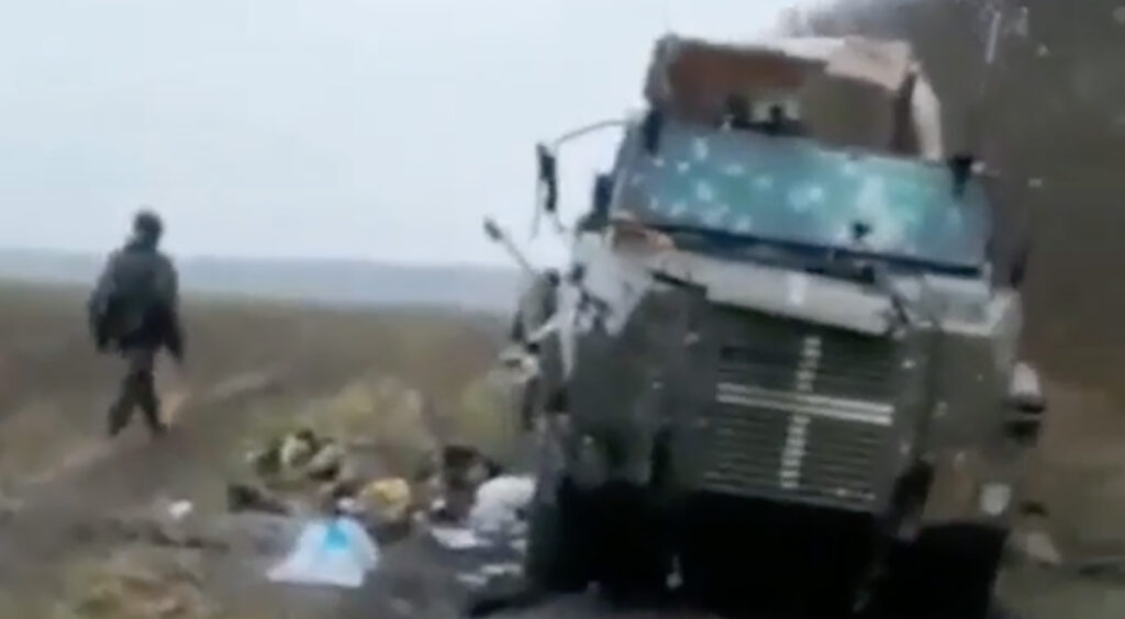 VIDEO: Ukrainas pihta saanud Austraalia soomuk ja hulk hukkunud Poola võitlejaid (NB! Nõrganärvilistele mittesoovitav)