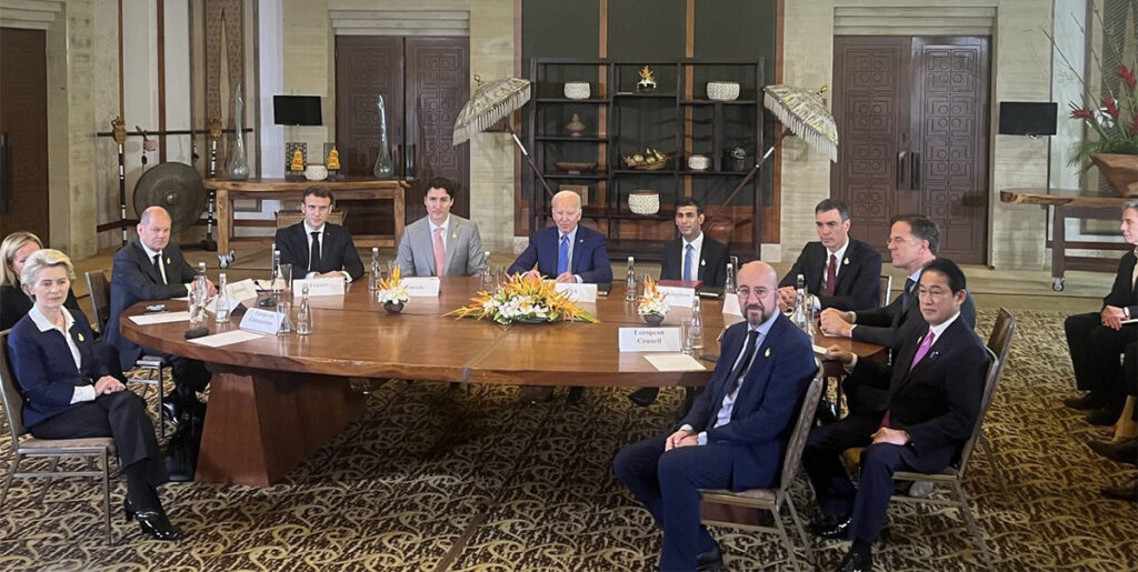 Maailma riikide juhid kogunesid seoses Poolas plahvatanud raketiga erakorralisele kohtumisele