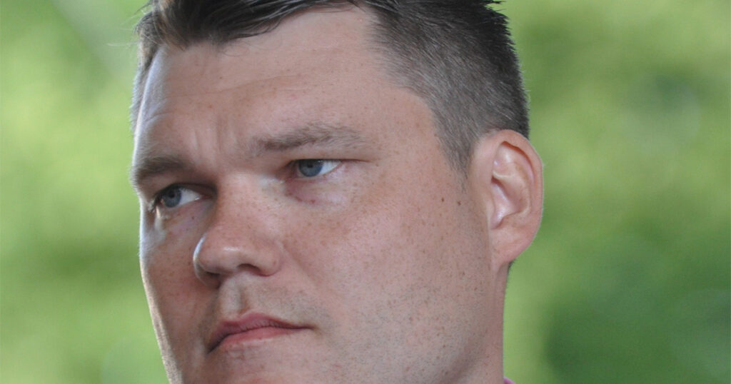 Soome kaitseminister jääb isapuhkusele, talle leiti asendaja