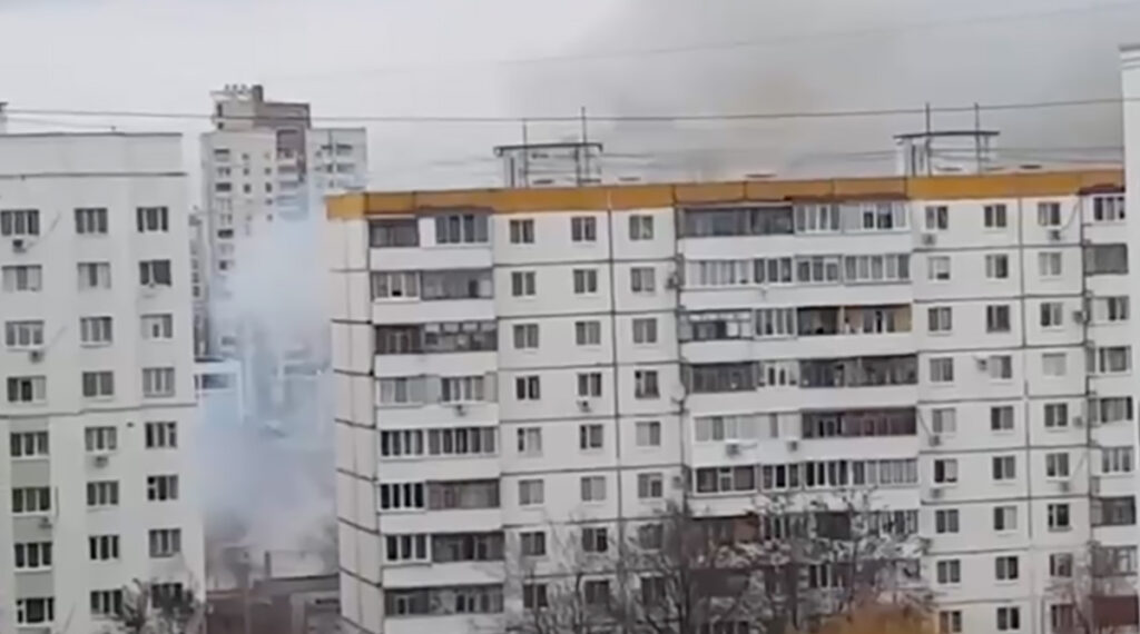 VIDEO: Vene piiriäärset linna tabas rünnak, on hukkunuid