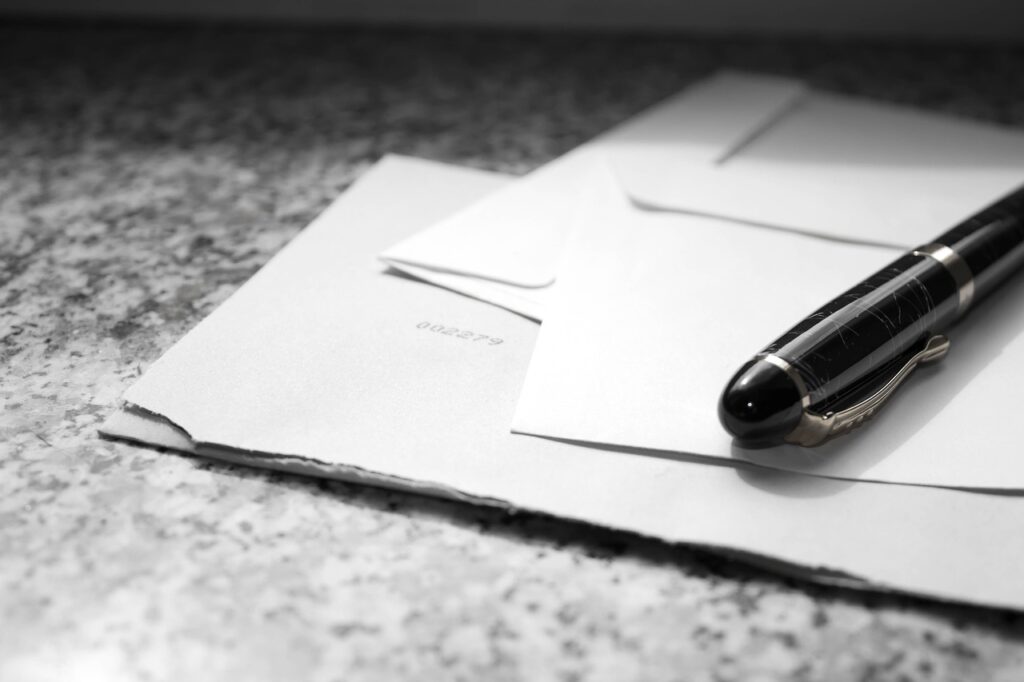 Hispaaniat on tabanud kirjapommide laine – üks saadeti peaministrile, Ukraina saatkonna töötaja sai vigastada