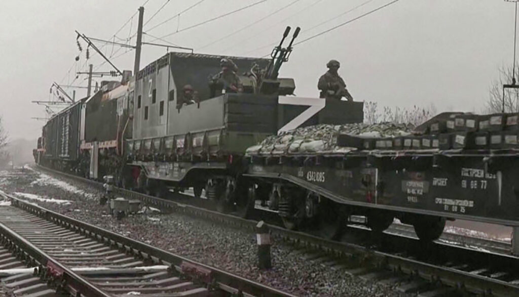 Vene ja Ukraina raudteel näeb imeasju: soomusrong ja auruvedur