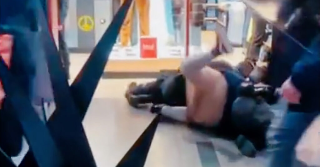 Video surmaga lõppenud kinnivõtmisest Soome kaubanduskeskuses