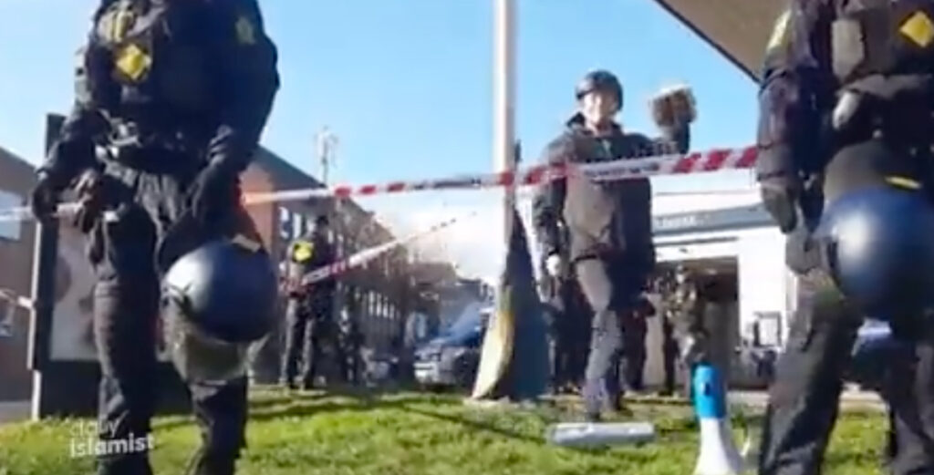 Rootsi võimuesindaja: ära tuleks põletada veel 100 Koraani