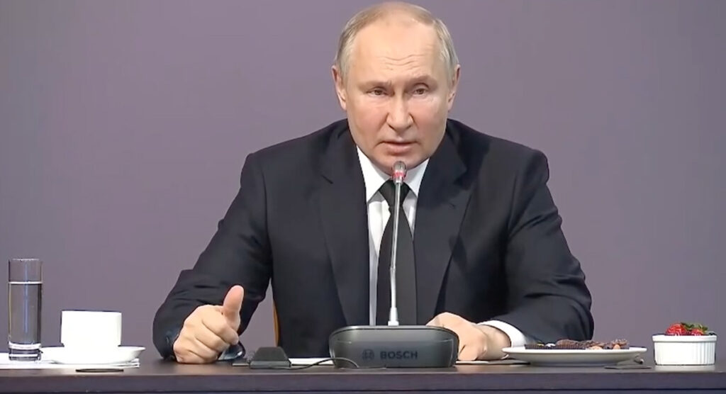 Putin: Ukrainal pole enam tehnikat, millega rünnata – sõdurid ründavad jalgsi – kaotused on väga suured
