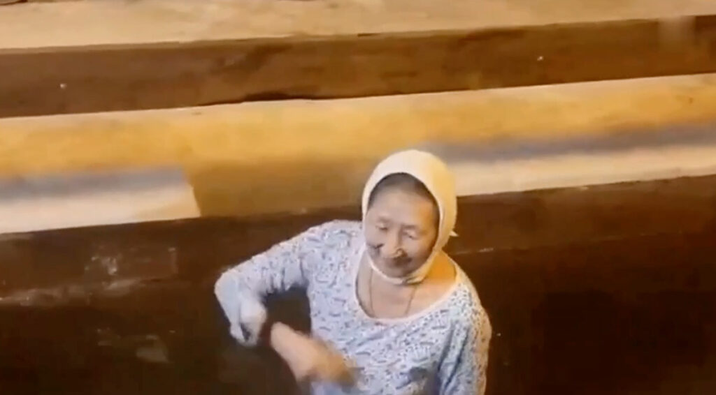 VIDEO: Venemaal läks ilm soojaks – miinus 53 kraadi, rahvas kasutas juhust ja läks suplema