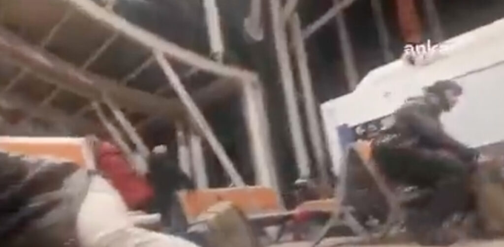 VIDEO: kaos Türgi lennujaamas