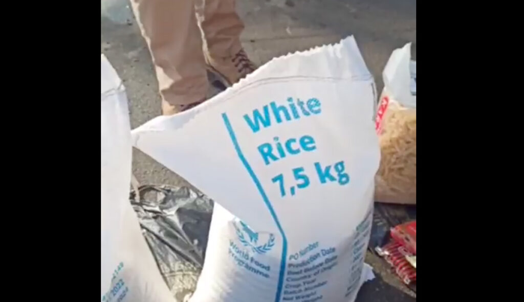 VIDEO: Ukrainas müüakse tänaval vabalt humanitaarabi