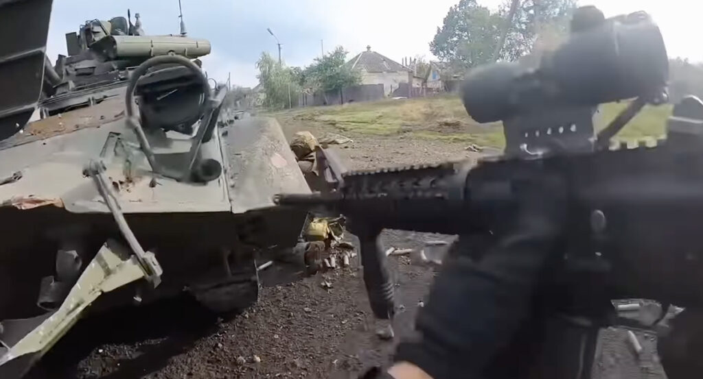 Sotsiaalmeedias löövad laineid USA võitlejate videod Ukraina sõjast