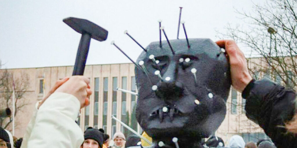 PILTUUDIS: Riiga pandi üles Putin, mille sisse soovijad saavad naela lüüa